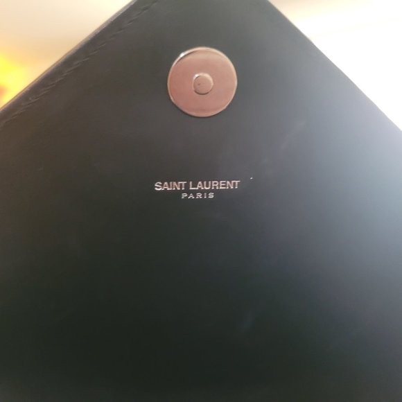 Authentic YSL Large Envelope Flap Silver Chain Handbag - Picture 4 of 8